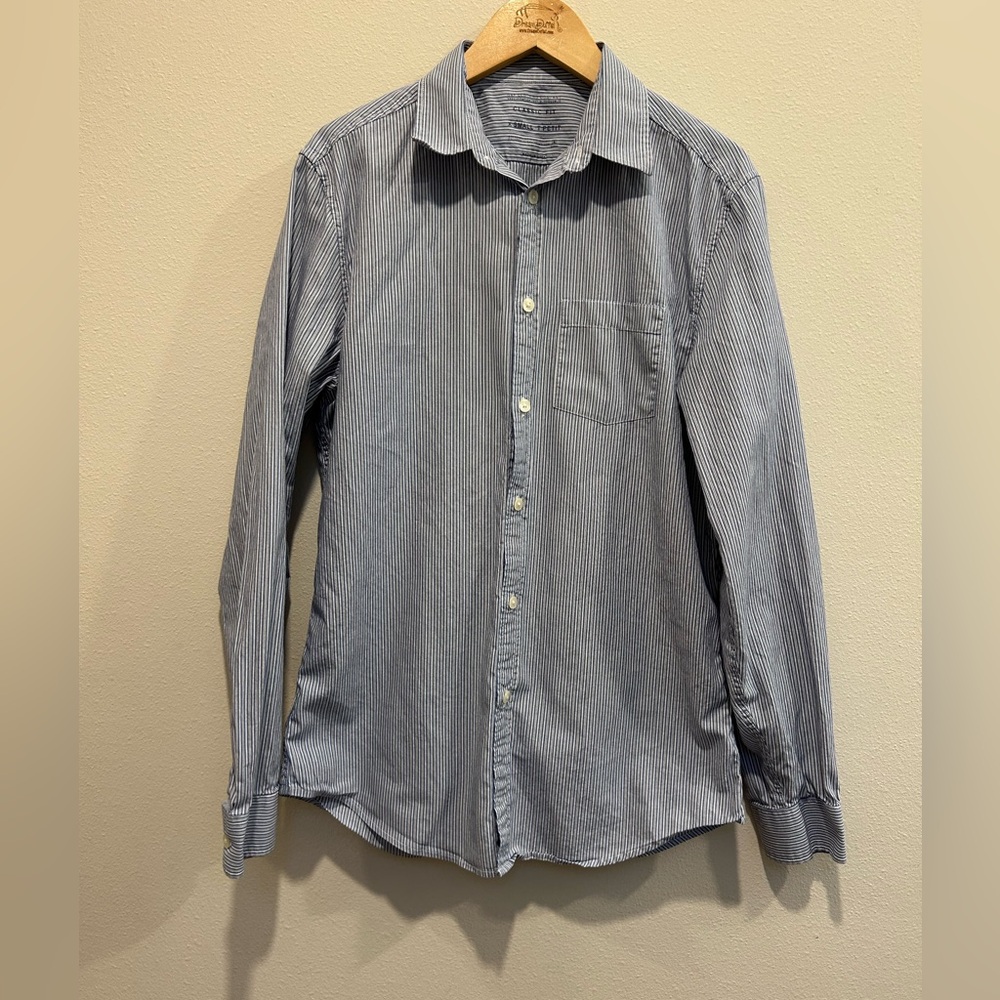 Gap Men's Blue Striped Shirt, Classic Fit, Xsmall